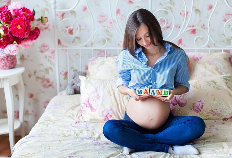 позы для фотосессии во время беременности